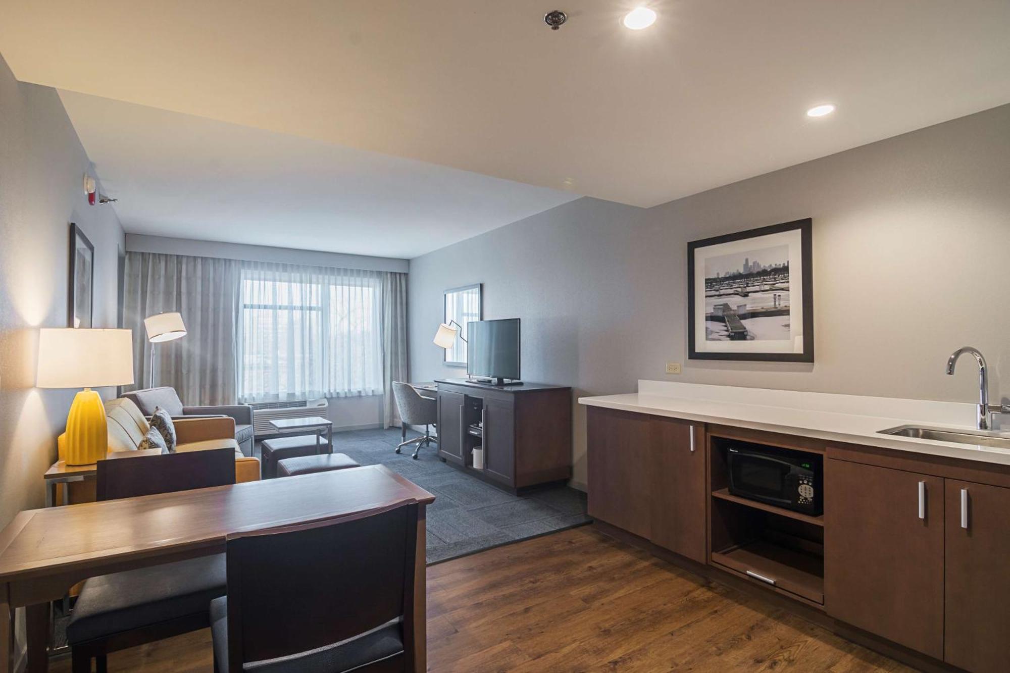 Hampton Inn Chicago North-Loyola Station, Il מראה חיצוני תמונה