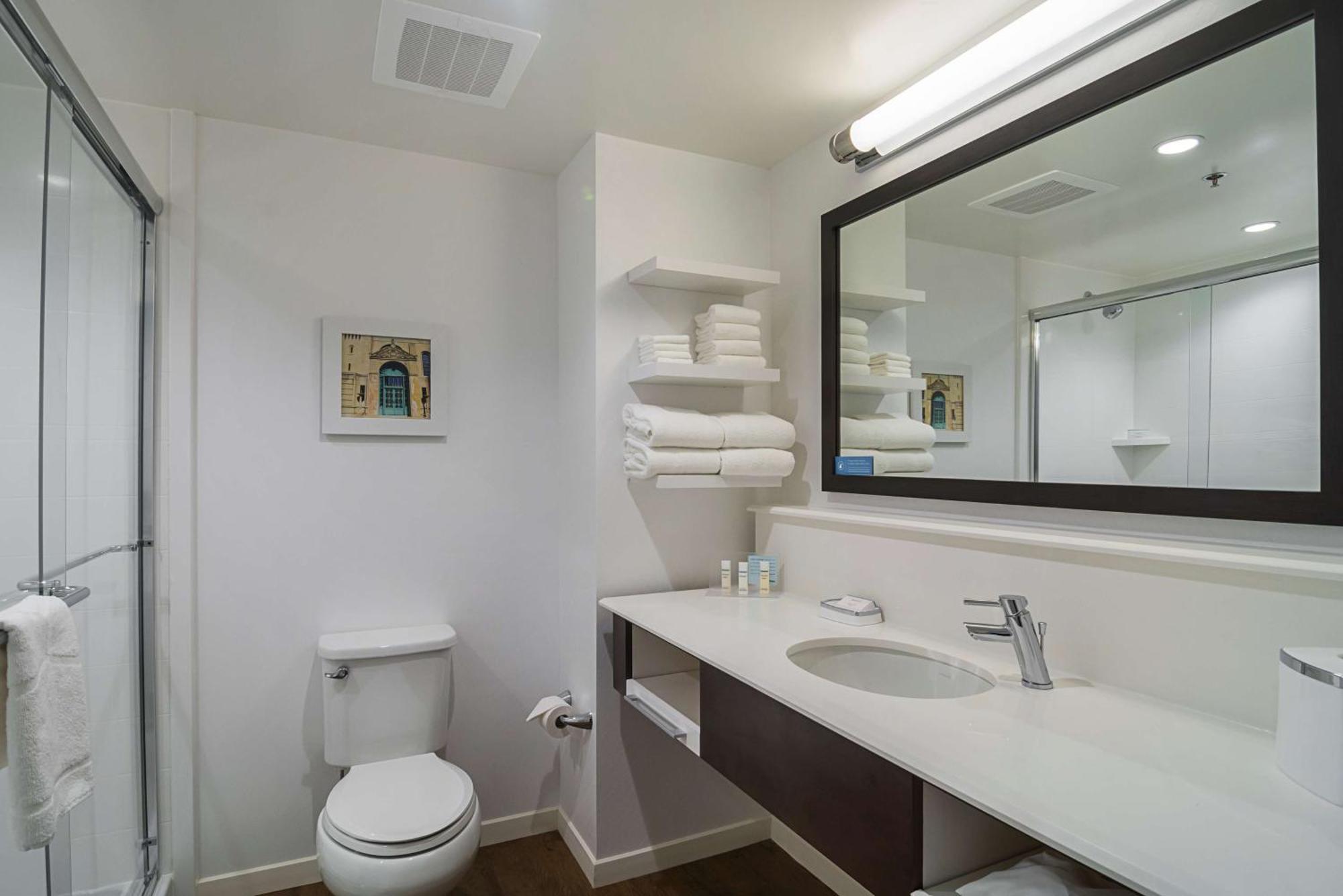 Hampton Inn Chicago North-Loyola Station, Il מראה חיצוני תמונה