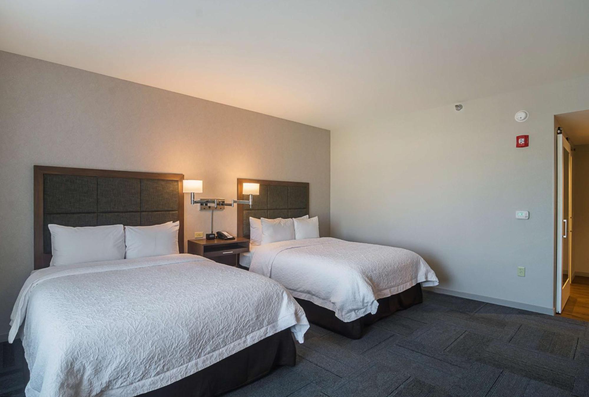Hampton Inn Chicago North-Loyola Station, Il מראה חיצוני תמונה